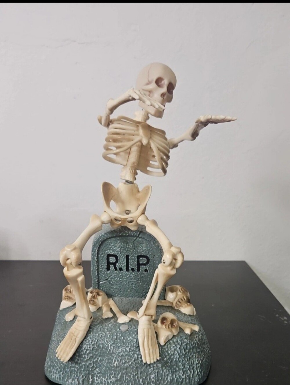 Vintage Gemmy Skeleton On Tombstone, Dances But Doesn't Sing
